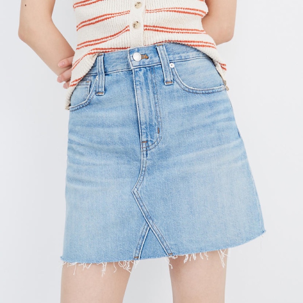 Rigid Denim A-Line Mini Skirt in Lovell Wash